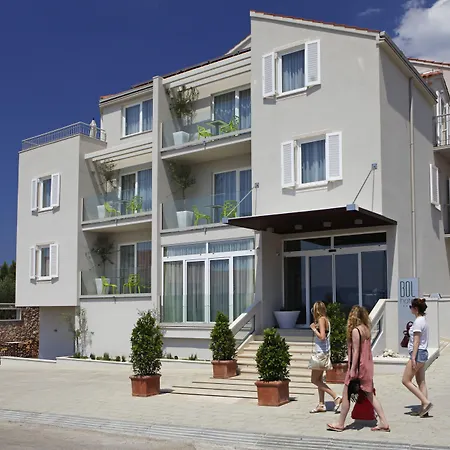Boutique Hotel Bol-3